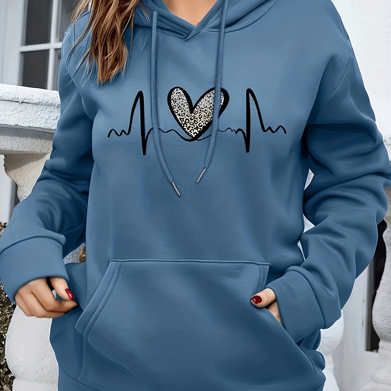 Fashion Hooded Sweatshirt For Women | Regular Fit, Heart Pattern, Drawstring Detail, Ideal For Fall/Winter