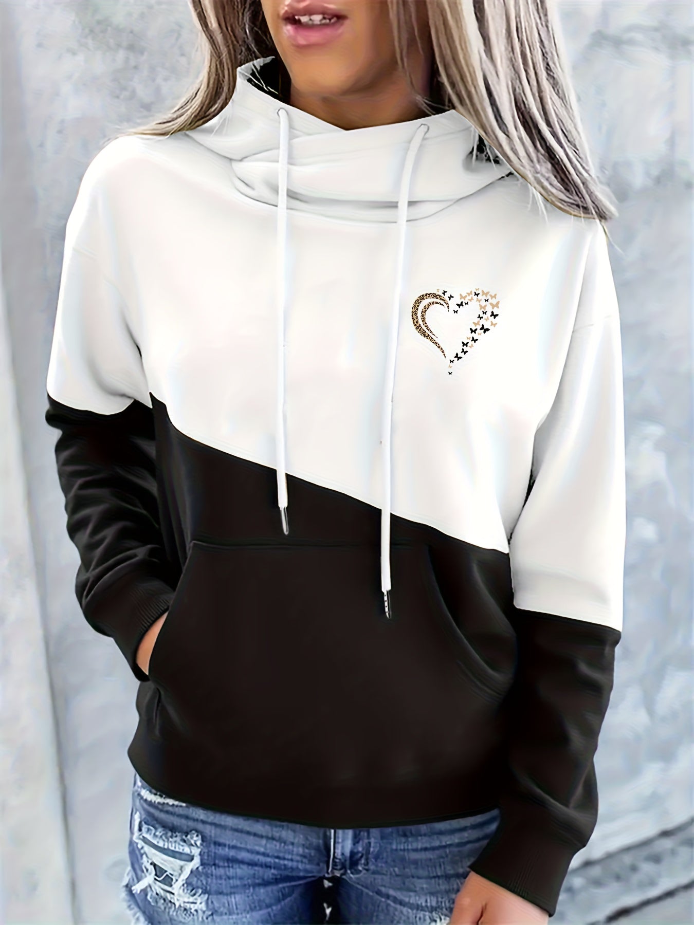 Women's Fashion Color Block Heart Pattern Casual Hooded Sweatshirt